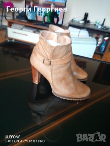 Пролетни боти Jonak - Paris