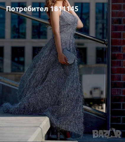 Официална рокля с гол гръб