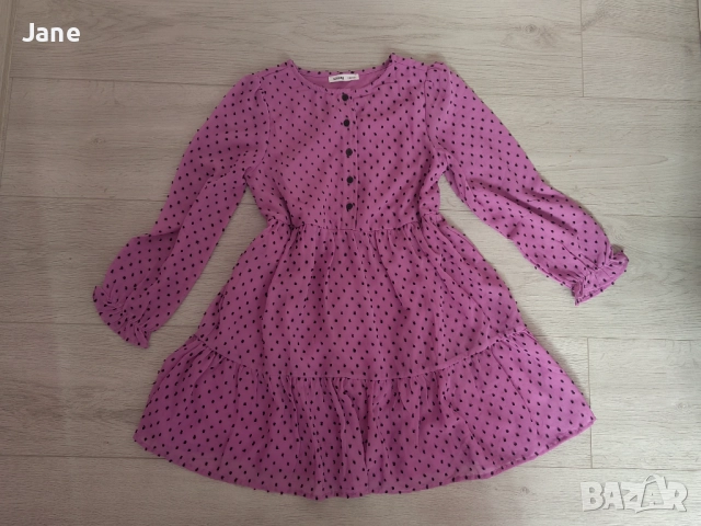 Детска рокля размер 128 цена 15 лв 