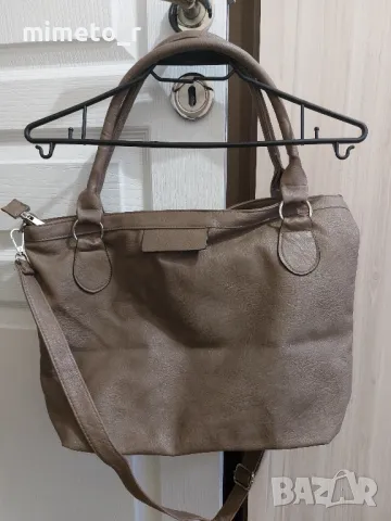 Дамски чанти, снимка 5 - Чанти - 32454979