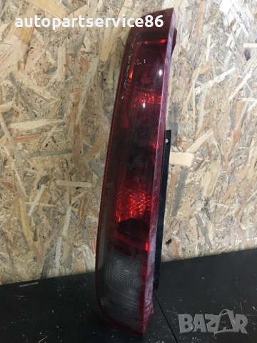 Заден ляв стоп за Nissan X-Trail 2.2 dCi (2002–2006) B46L