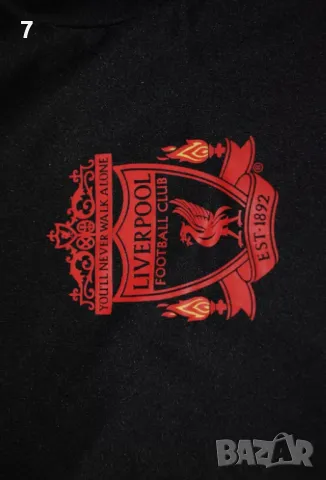 Спортно яке Liverpool adidas , снимка 3 - Футбол - 50340546
