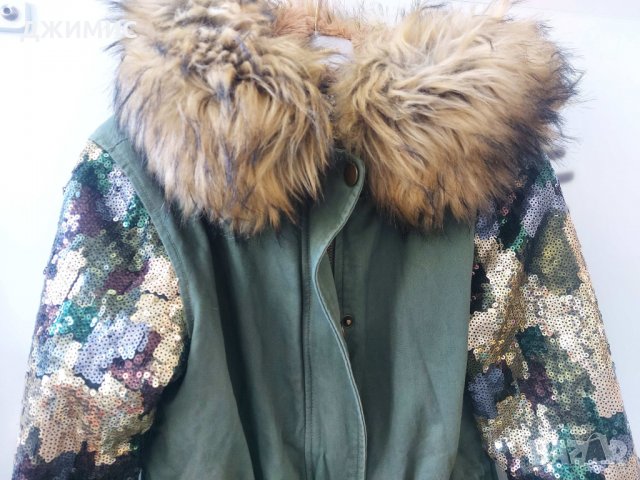 Красиво детско яке, ръкав паети, качулка естествен косъм, снимка 9 - Детски якета и елеци - 31836920