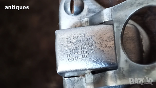 Стар грамофон с манивела - Columbia - 1930" година - Great Britain, снимка 8 - Антикварни и старинни предмети - 53007440