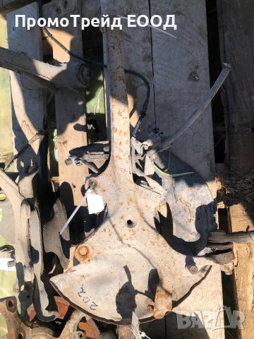 Преден ляв и десен шенкел Мерцедес Ц клас w202 шенкелглавина Mercedes C-class, снимка 2 - Части - 42131217