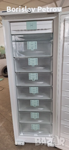 Голям фризер Либхер Премиум Нофрост Инвертор, снимка 4 - Фризери - 54146546