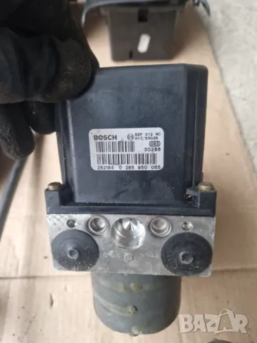 4BO 614 517 G ABS модул Пасат 5.5 VW PASAT PASSAT ABS MODUL, снимка 2 - Части - 49351482