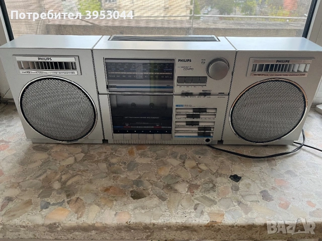 Радиокасетофон Филипс, снимка 2 - Радиокасетофони, транзистори - 54262746