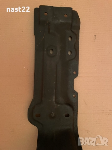 Греда под скоростна кутия Сузуки Витара-къса база, снимка 2 - Части - 52012936