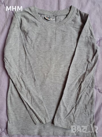 Сива блузка 122 см, снимка 1 - Детски Блузи и туники - 40208911