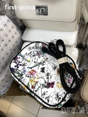 Дамски чанти с различни модели и цветове, снимка 4 - Чанти - 53047761