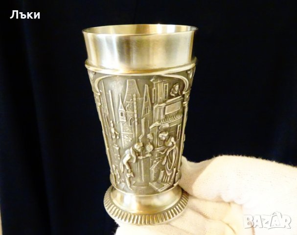 Калаена чаша за вино с картини Вечният младоженец. , снимка 7 - Антикварни и старинни предмети - 31804487