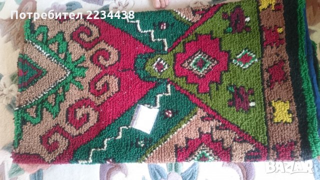 Ръчно плетени китеници, снимка 3 - Други ценни предмети - 29805712