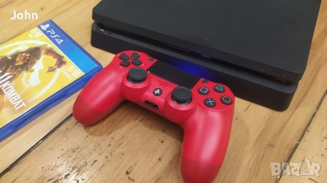 PS 4 slim 500 гб + Джойстик + Mortal Kombat 11 + Кабели | Почистена | PS4 , снимка 2 - PlayStation конзоли - 50968175