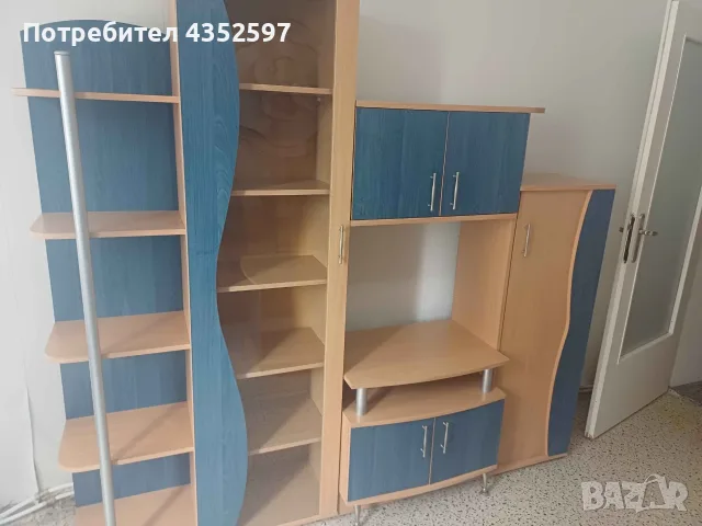 Запазена секция, подходяща за дневна