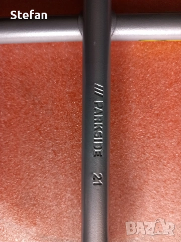 Фланци и Ключ PARKSIDE за Джанти, снимка 4 - Гуми и джанти - 46606738