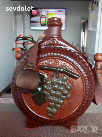 Продавам уникална бъклица -2 литра -керамика, снимка 2 - Други стоки за дома - 49429259