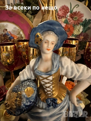 Rudolf Kammer Volkstedt Germany  Circa 1970 “Гроздоберачите” Код P2035, снимка 7 - Декорация за дома - 53941564