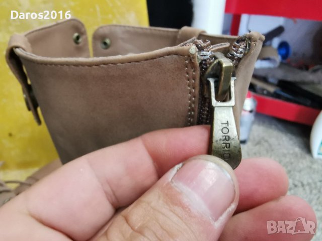 Страхотни боти 42 номер , снимка 6 - Мъжки боти - 38010632