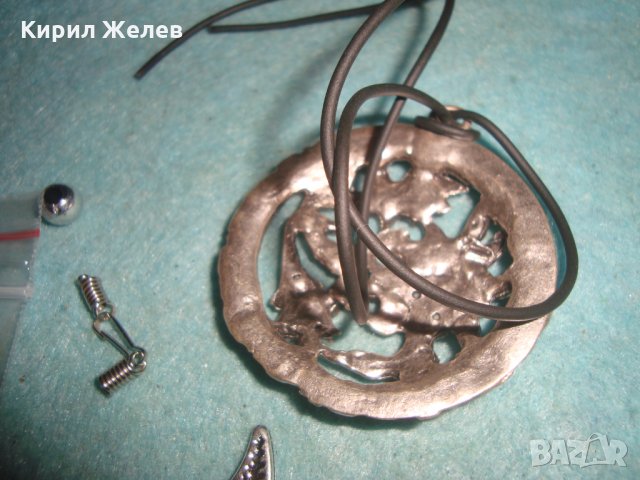 ПОСРЕБРЕН АРТ ФЕШЪН ФЛОРАЛЕН МЕДАЛЬОН с КРИСТАЛИ МАТЕРИАЛ за ХЕНД МЕЙД БИЖУ 25498 , снимка 4 - Колиета, медальони, синджири - 35526860