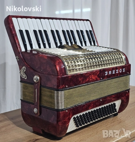 Акордеон Hohner ЧИСТО НОВ , снимка 3 - Акордеони - 53214011