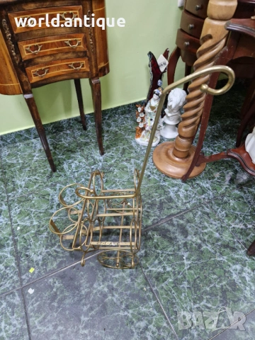 Прекрасна антикварна английска метална количка за бутилки за вино , снимка 2 - Антикварни и старинни предмети - 53249058