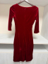 Червена кадифена рокля , снимка 2
