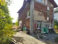 Продава къща близо до гр.София с 1 дк.двор , снимка 3