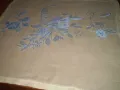 Стара ръчно бродирана покривка на тюл синя бродерия, снимка 4