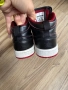 Оригинални детски кецове Air Jordan 1 Retro Mid! 29,5 н, снимка 7