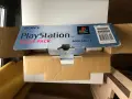 Playstation SCPH-5552 + Dualshock Джойстик в оригинална кутия с ръководства., снимка 3