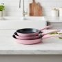 Комплект тигани Cheffinger розово с мраморно покритие – 3 части за всяка кухня - розов цвят, снимка 3