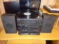 Малка уредба касетофон,радио и грамофон с колони, снимка 1