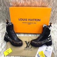 Боти Louis Vuitton код 66, снимка 1 - Дамски боти - 30151392