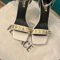 Дамски токчета сандали Versace , снимка 2 - Сандали - 42329027