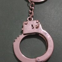 Ключодържател метален хром гланц полицейски белезници - 17815, снимка 2 - Други - 31220247
