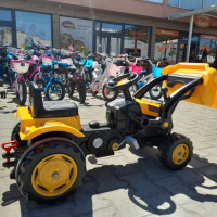 PILSAN детски трактор с гребло Active, снимка 2 - Коли, камиони, мотори, писти - 44585950