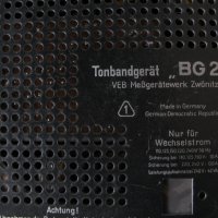 RFT BG23 - 2   Лампов Магнетофон 1961год, снимка 2 - Радиокасетофони, транзистори - 37047928
