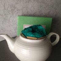 Изискан порцеланов чайник, снимка 4 - Аксесоари за кухня - 35178963
