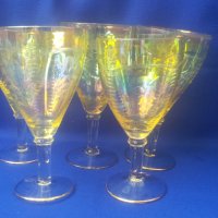 Стъклени чаши за концентрат или вино, богата ръчна инкрустация, столче, седефен ефект, снимка 1 - Чаши - 40783411