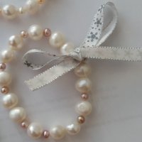 Гривни с естествени перли, снимка 1 - Гривни - 38082451