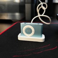 Apple iPod Shuffle 2nd Generation 1gb  Model A1204, снимка 1 - iPod - 38753470