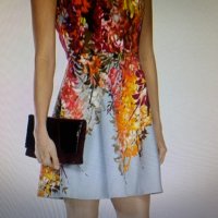 Продавам прекрасна рокля марка Karen Millen, снимка 13 - Рокли - 40842899