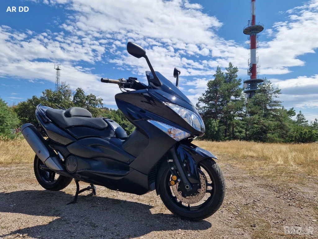 Yamaha T-MAX – Нови гуми, готов за каране, снимка 1