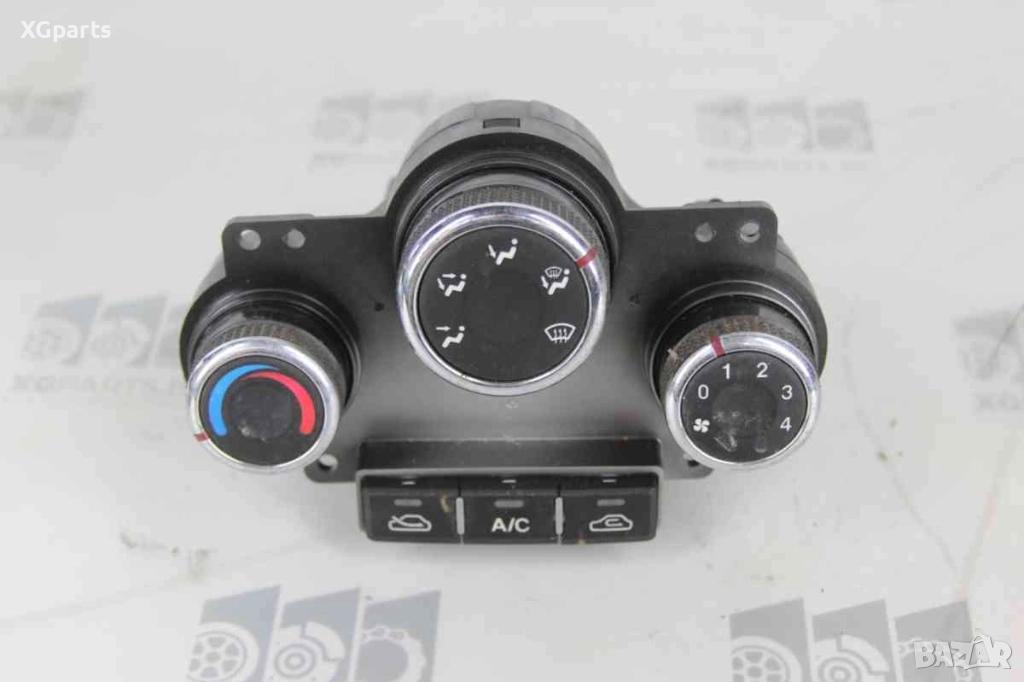  Панел климатик за Kia Carens II (2002-2006), снимка 1