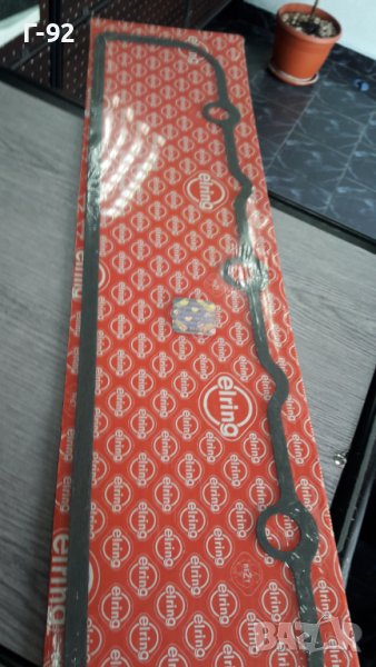 768.820**NEU**MERCEDES-BENZ**LKW**ОМ366**ГАРНИТУРА ЗА КАПАКА НА КЛАПАНИТЕ**, снимка 1