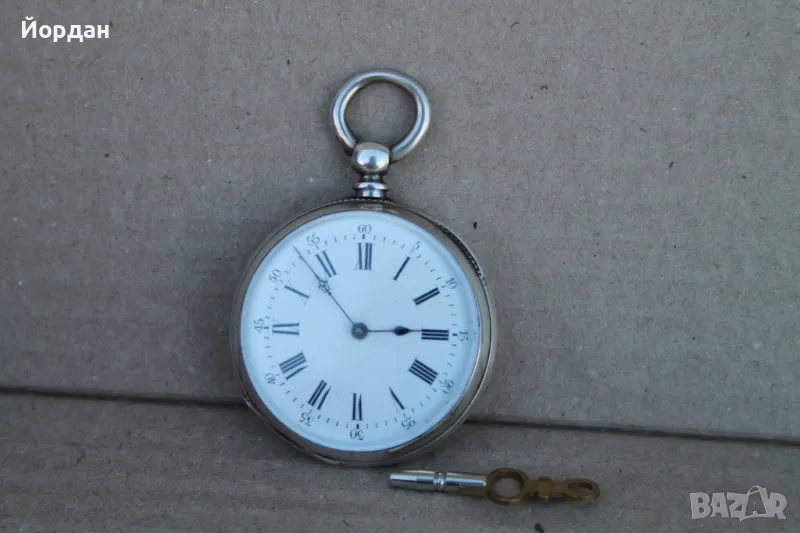 Швейцарски сребърен джобен часовник , снимка 1