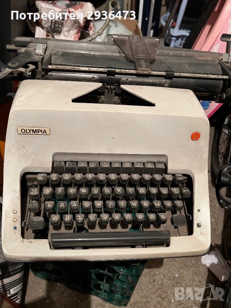 Пишеща машина Olimpia  от соца, снимка 1