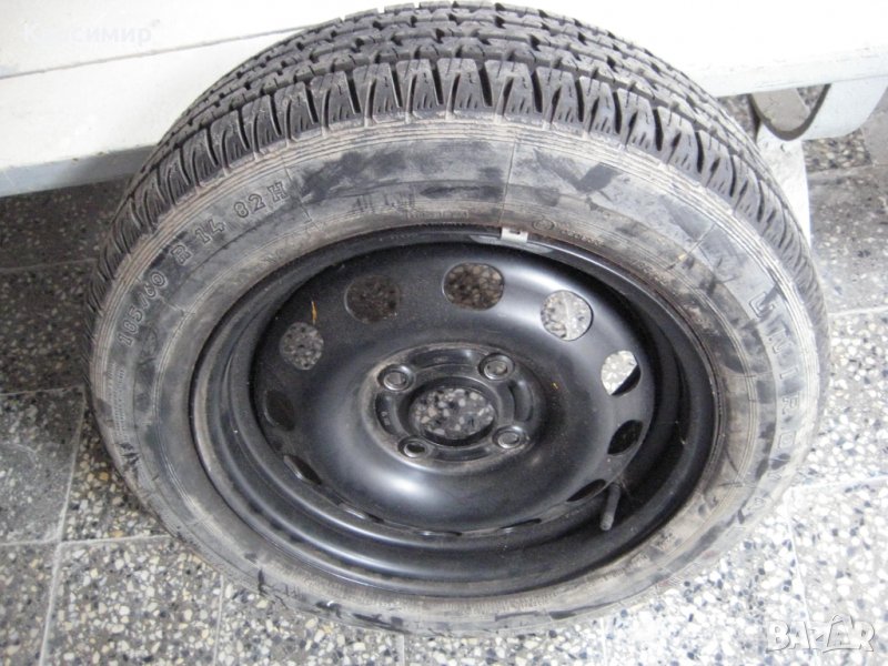 Продавам резервна гума за лек автомобил Форд, снимка 1