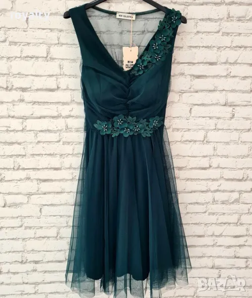 Дамска зелена официална рокля от тюл и цветчета, снимка 1
